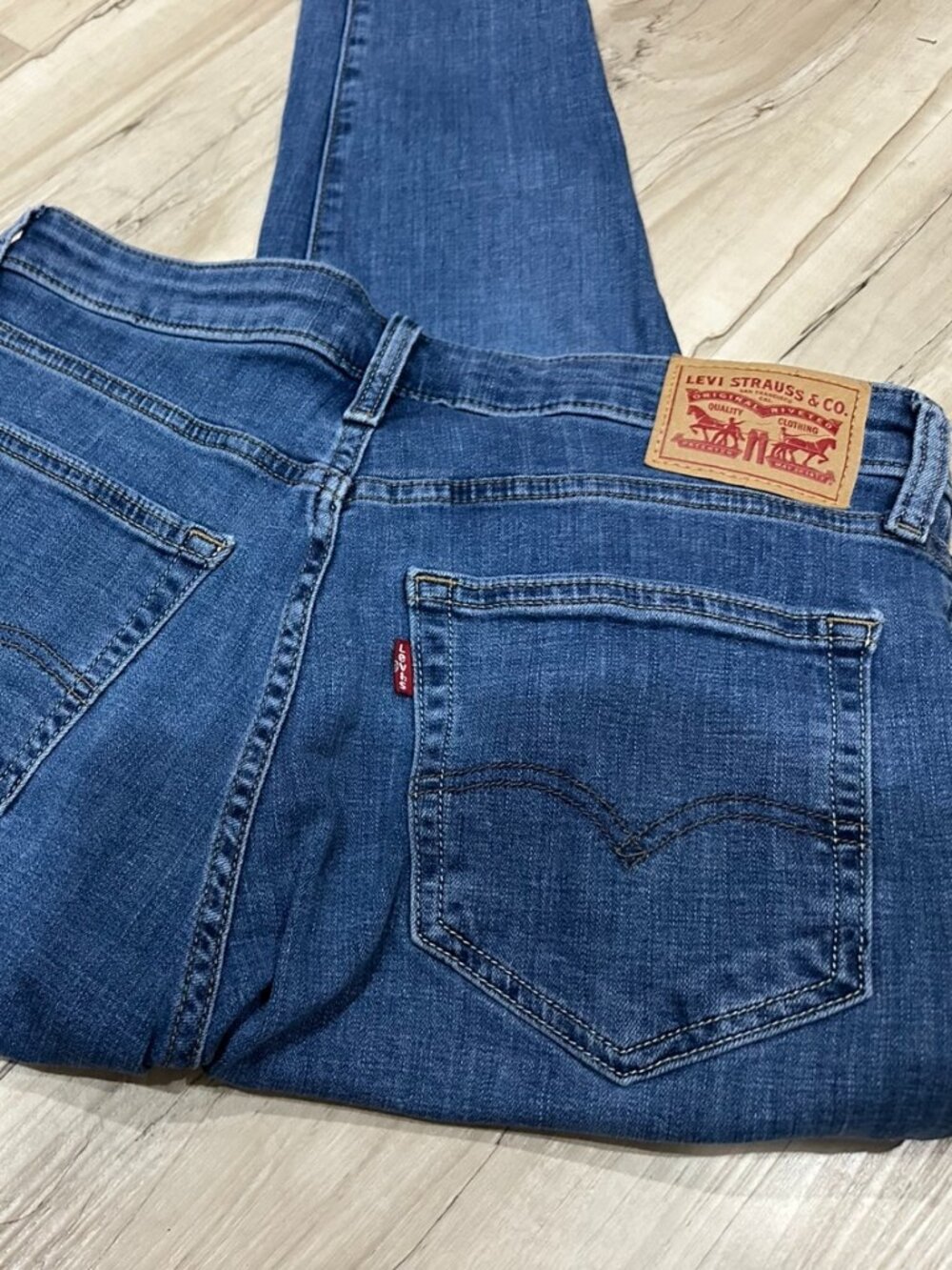 Levi's 721 High Rise Skinny Jeans Women's Size 30 Blue Stretch Denim Pants - Picture 5 of 7